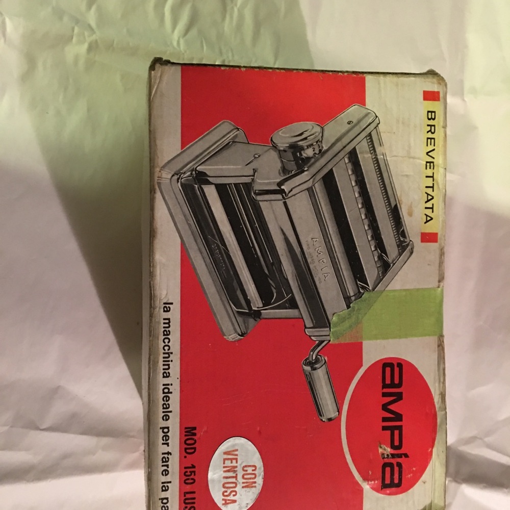 Ampia Pasta Maker Machine